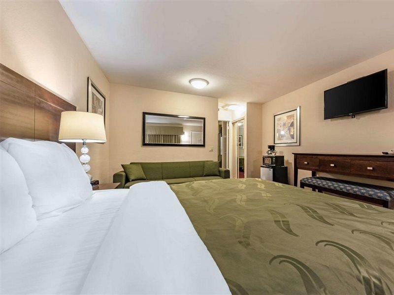 Scottish Fairway Inn Μοντερέι Εξωτερικό φωτογραφία