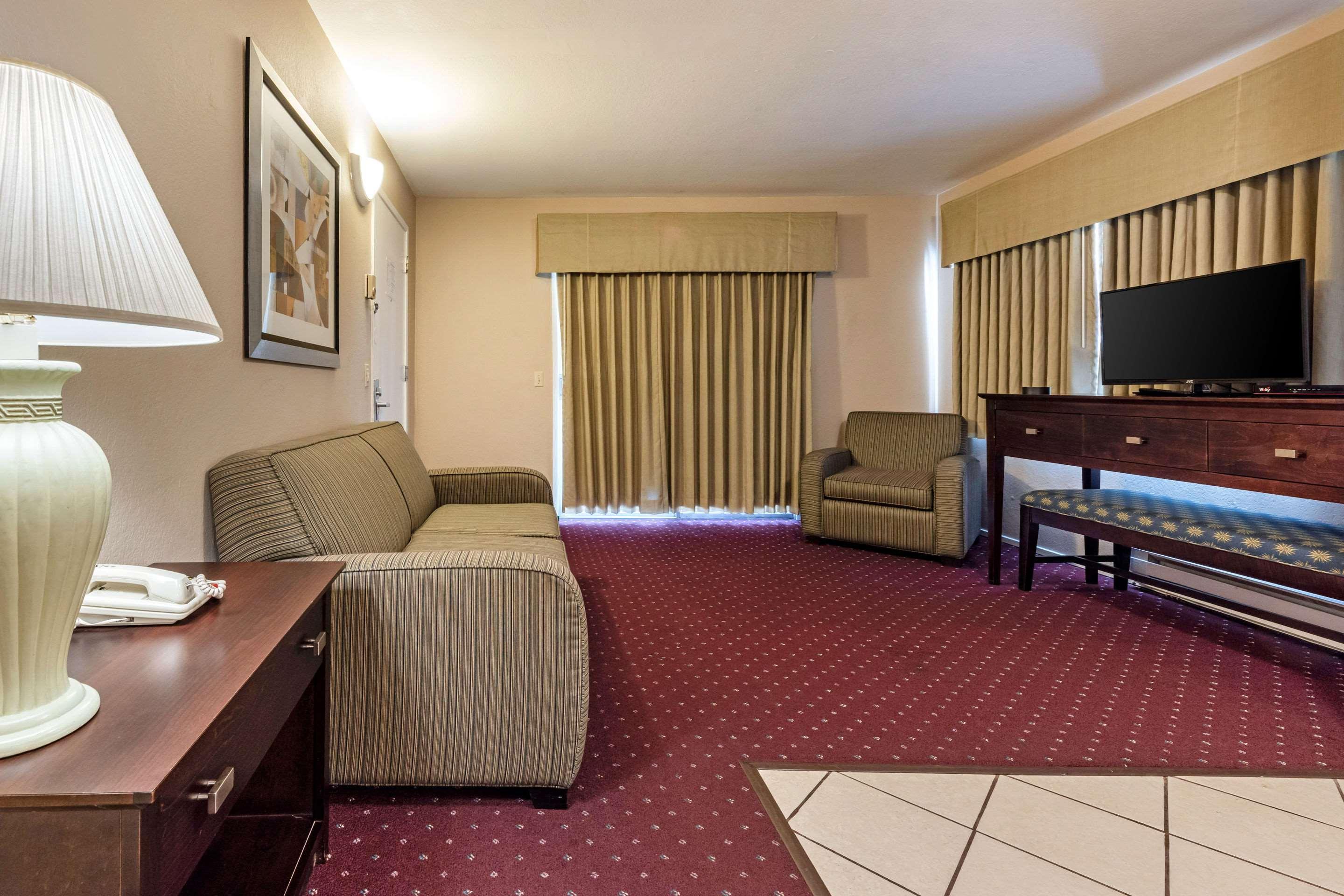 Scottish Fairway Inn Μοντερέι Εξωτερικό φωτογραφία