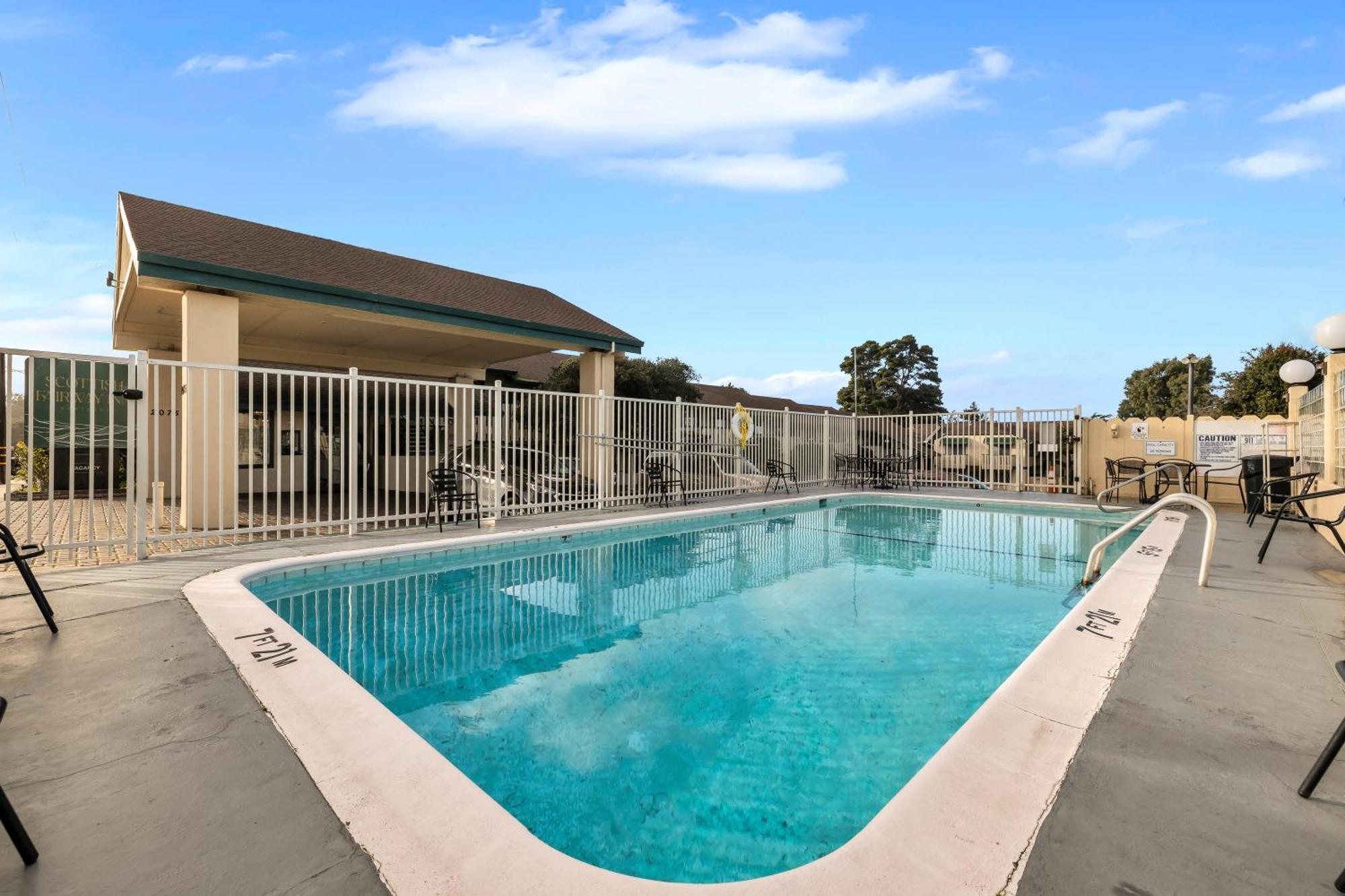 Scottish Fairway Inn Μοντερέι Εξωτερικό φωτογραφία