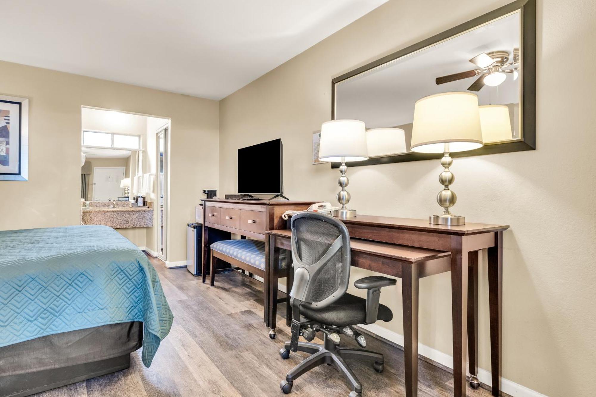 Scottish Fairway Inn Μοντερέι Εξωτερικό φωτογραφία